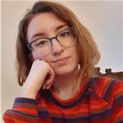 Studentessa e tutor linguistica di italiano per stranieri offre lezioni private